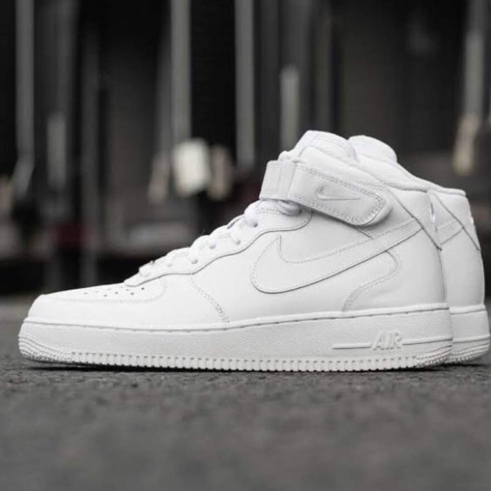 Nike Air Force 1 Mid '07 'Triple White'